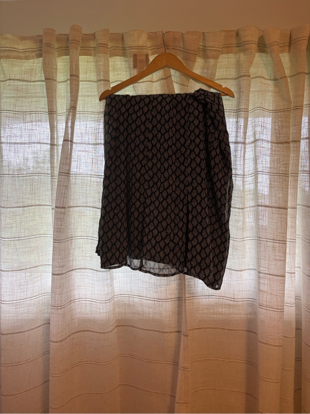 Midi Skirt in Black Geometric Print